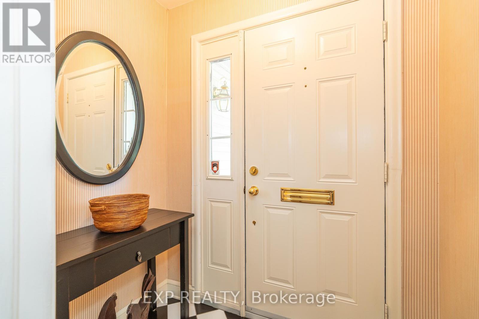 504 Thessaly Circle