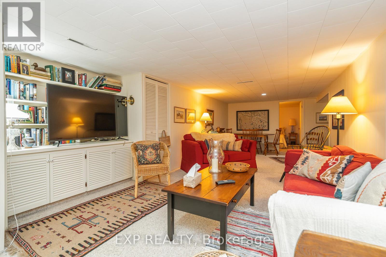 504 Thessaly Circle