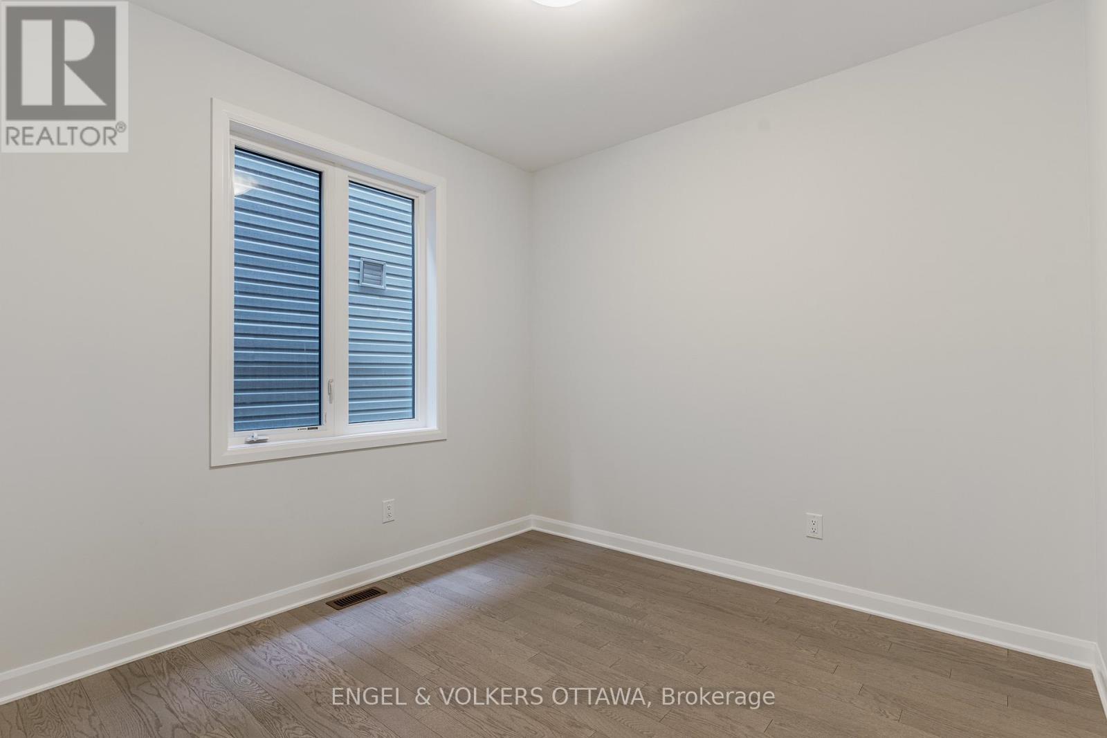 333 Elsie Macgill Walk