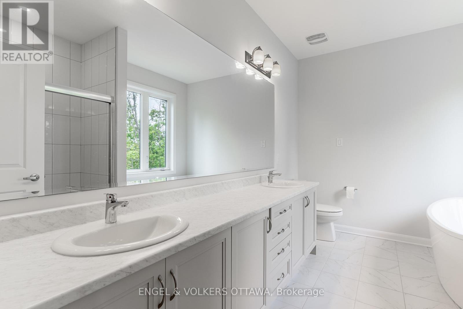 333 Elsie Macgill Walk