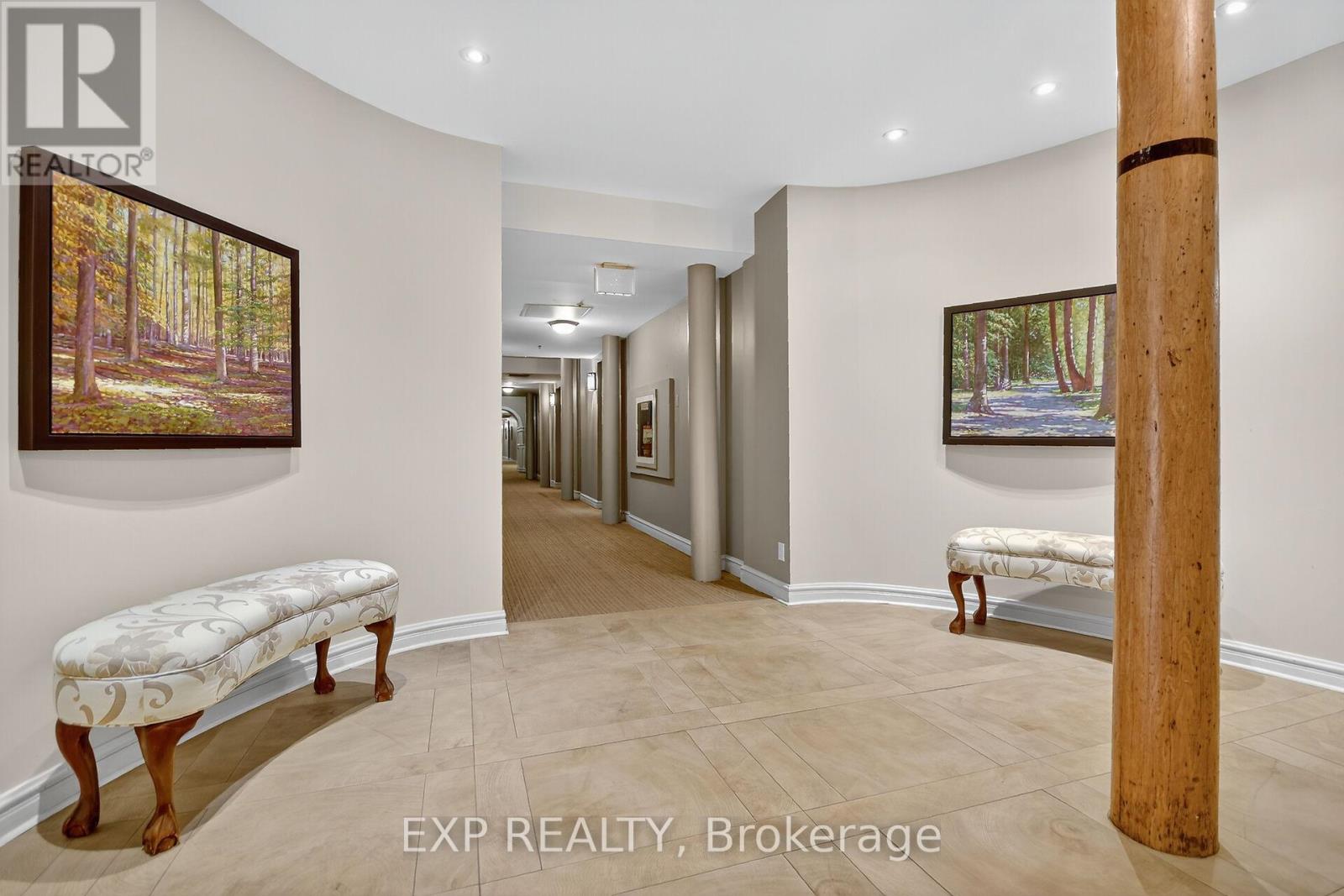 302 - 1 Rosamond Street E