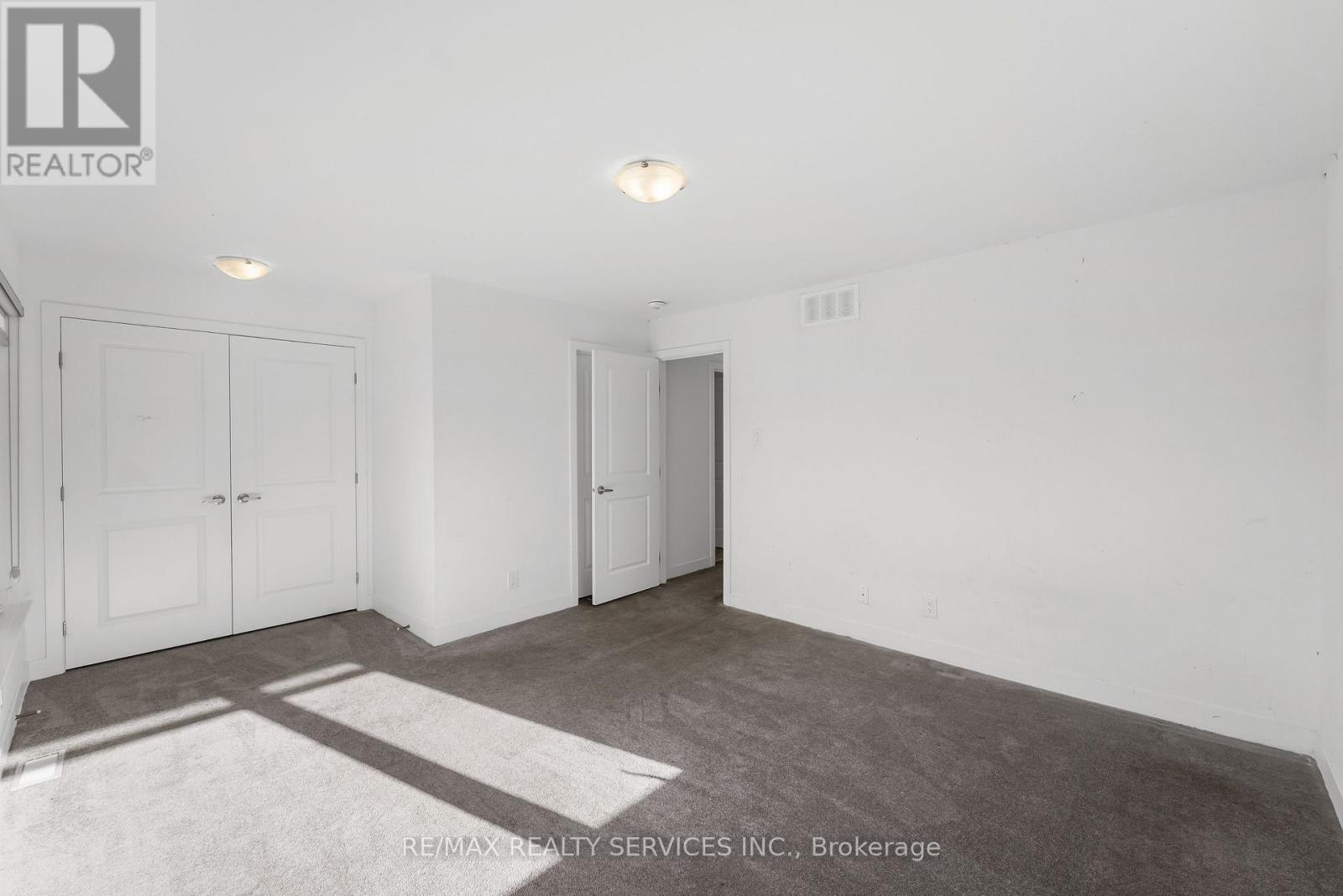 51 Moosonee Crescent