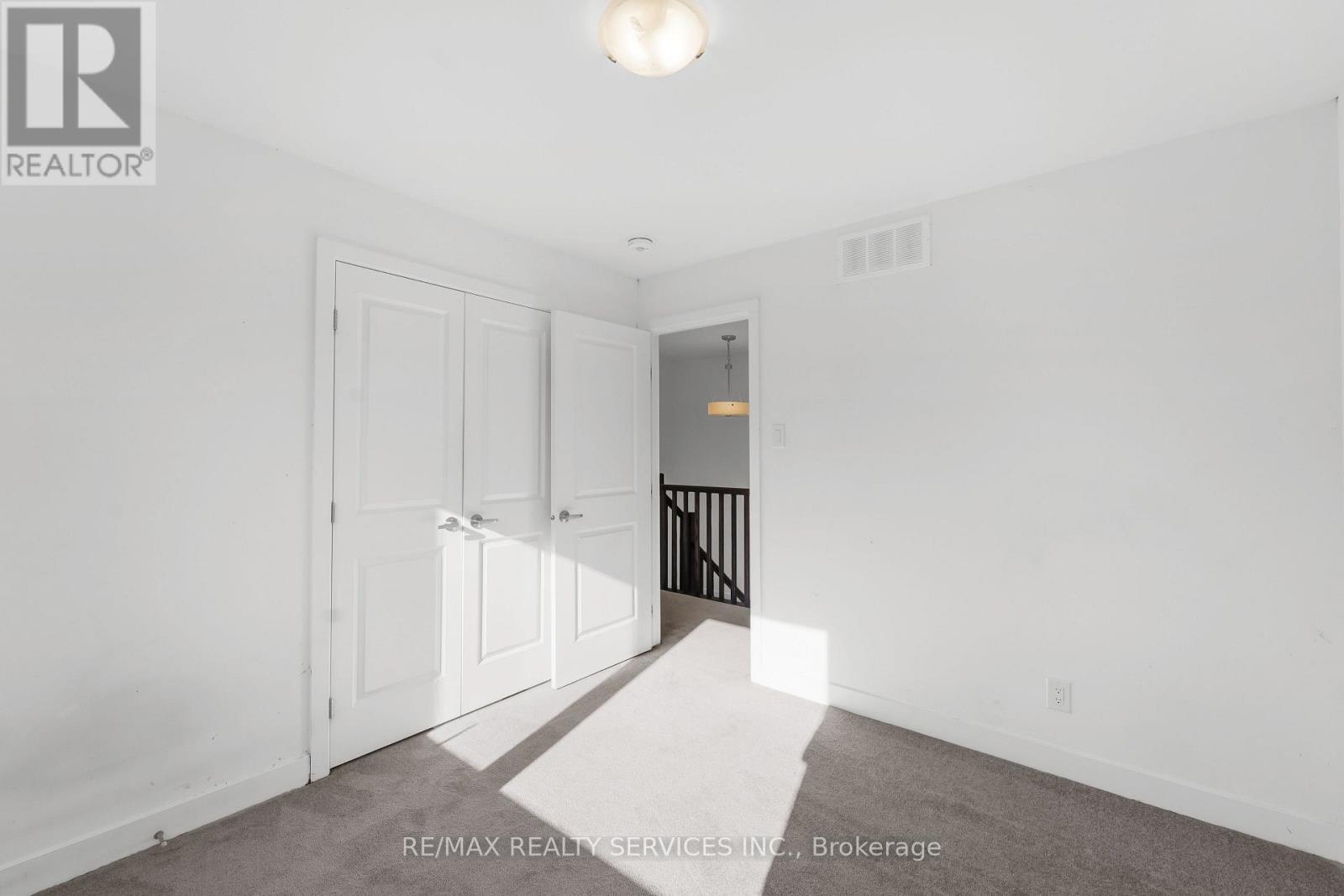 51 Moosonee Crescent