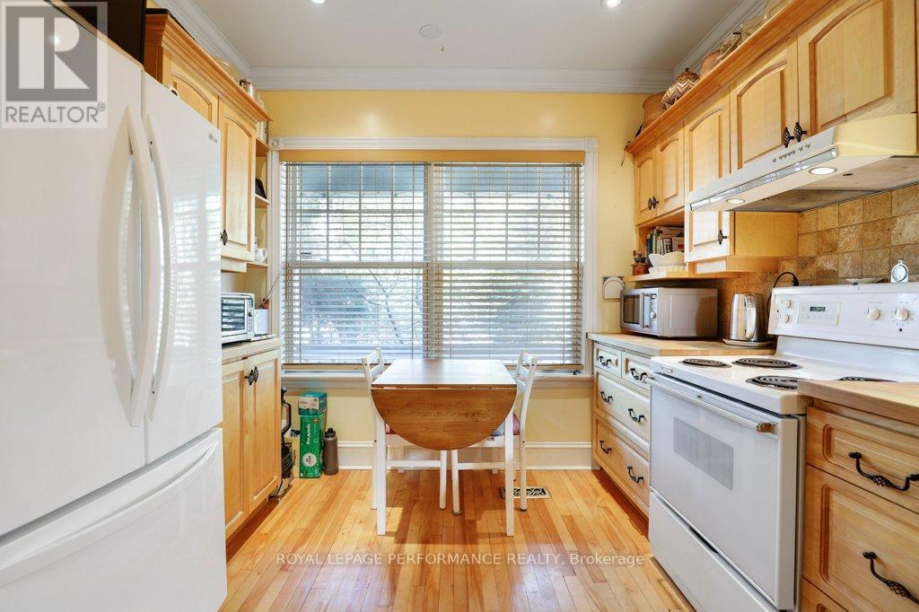 32 Herridge Street