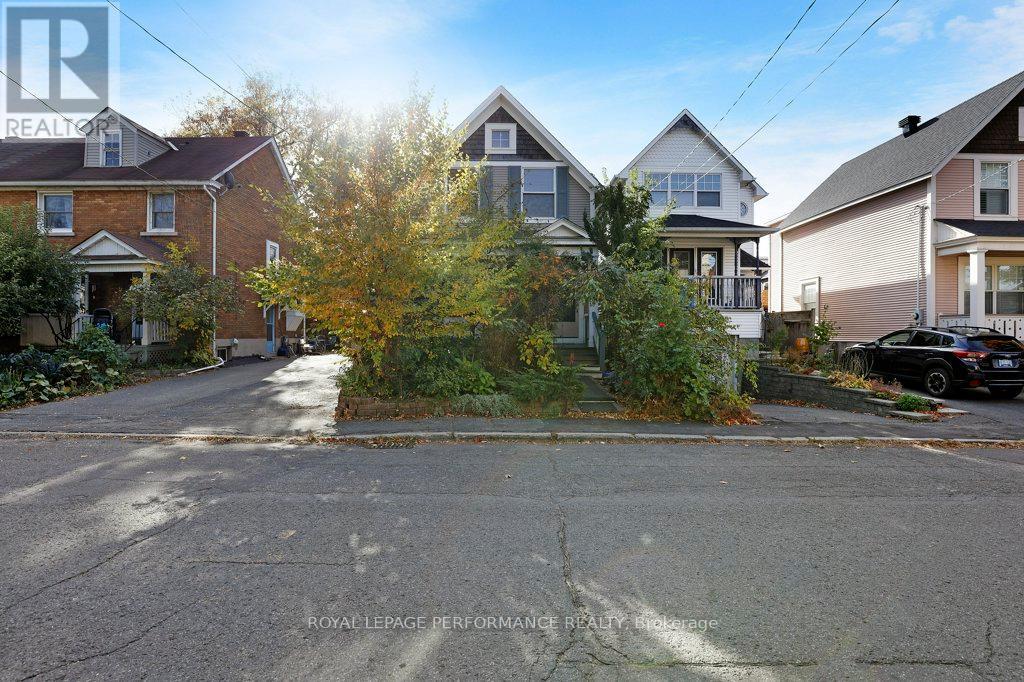 32 Herridge Street