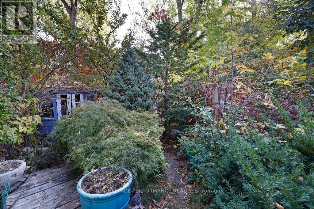 32 Herridge Street