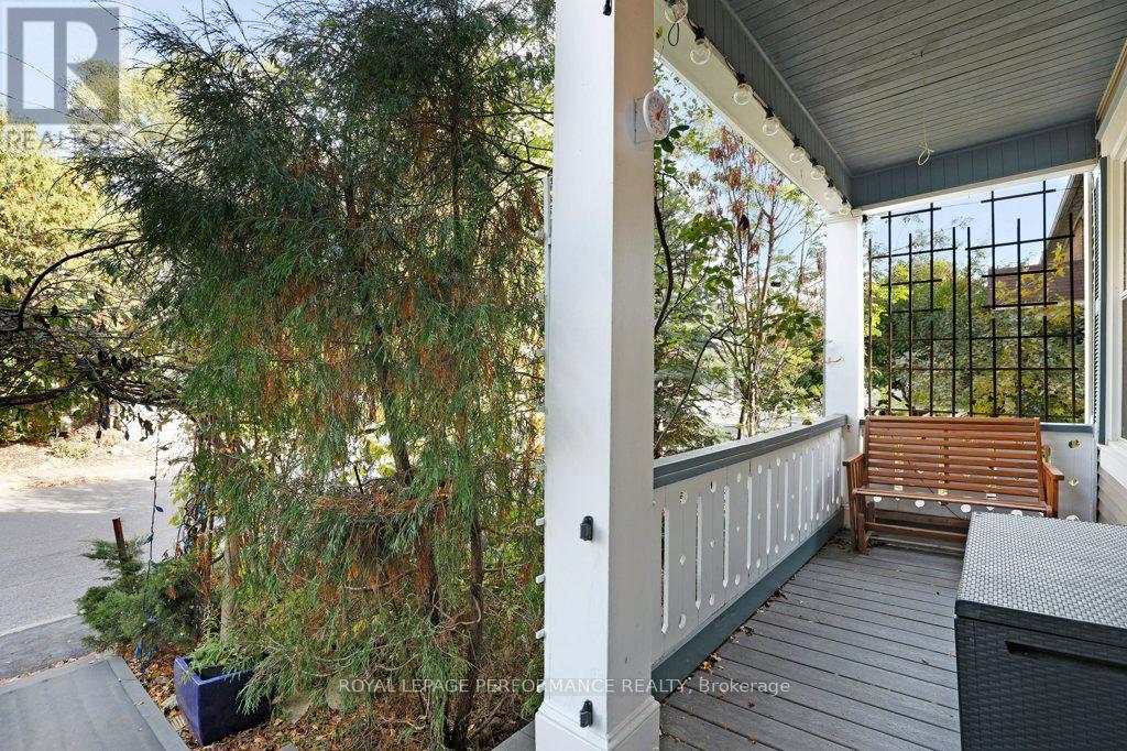 32 Herridge Street