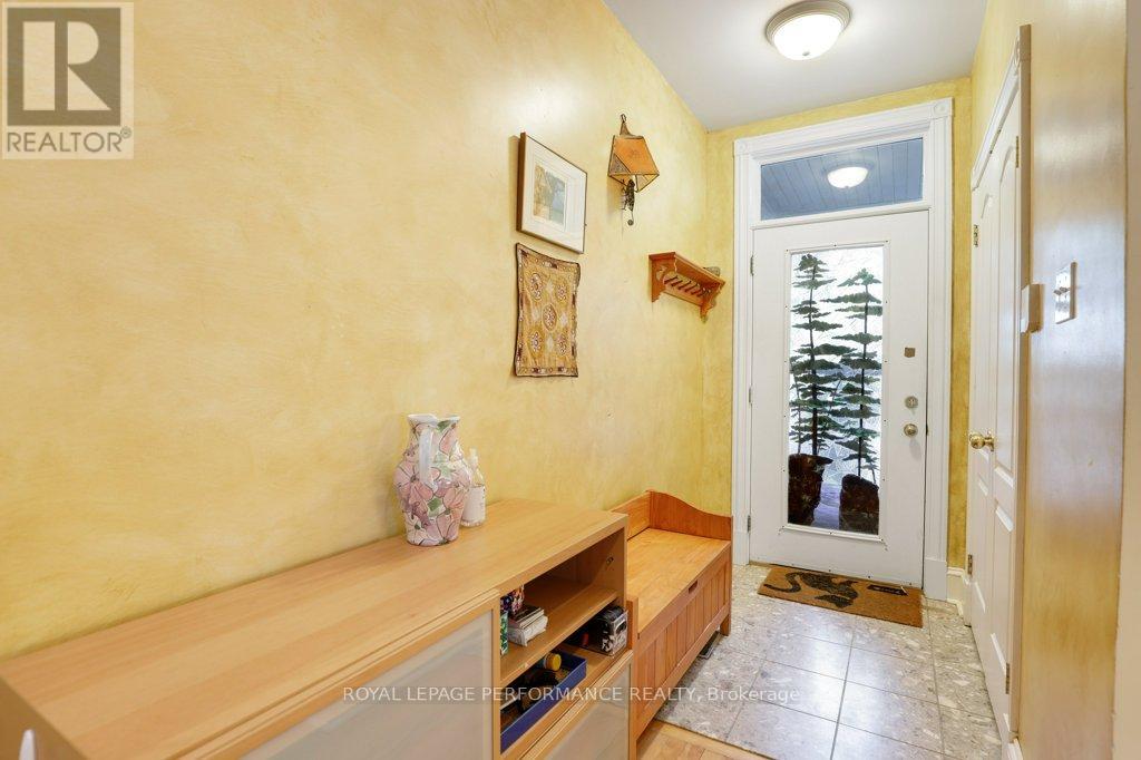 32 Herridge Street