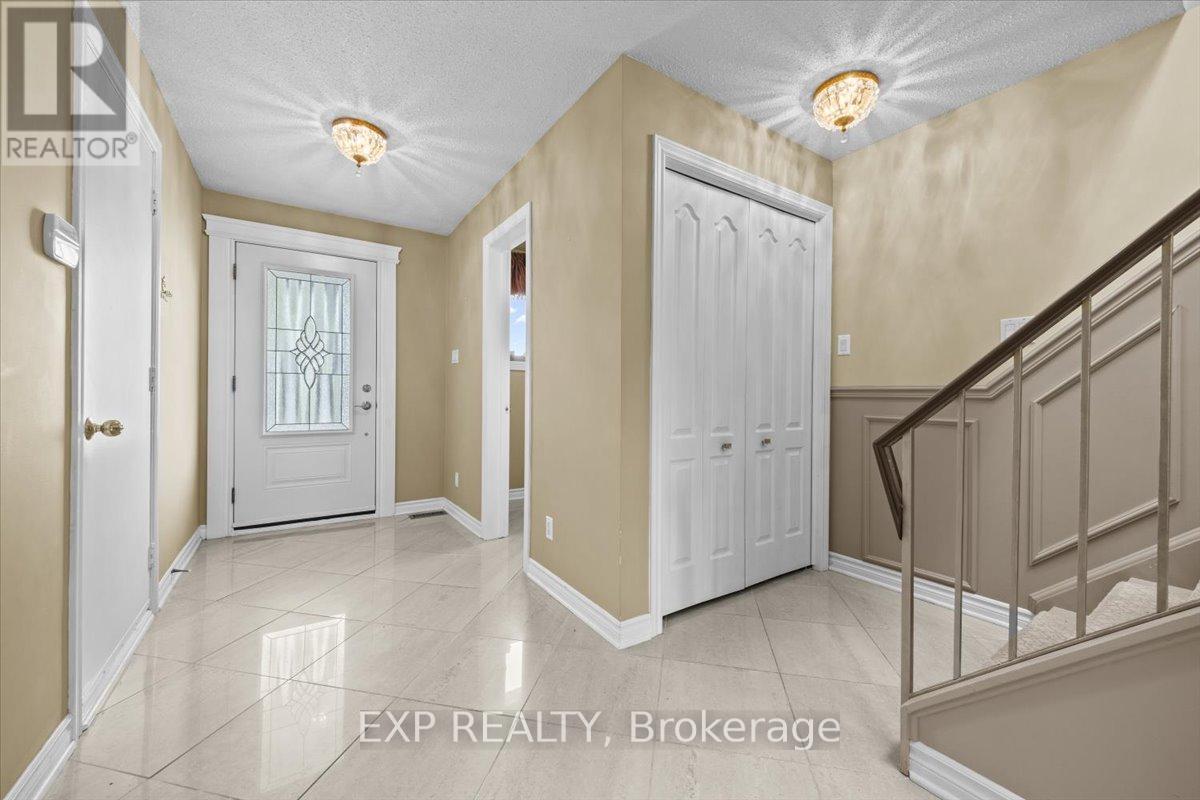 1871 Markwell Crescent