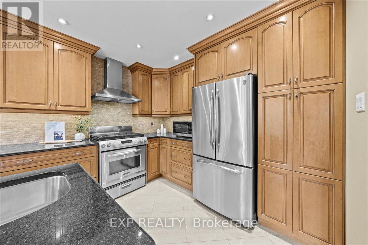 1871 Markwell Crescent