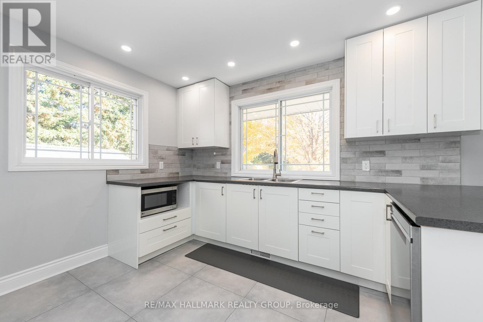 404 Bouchard Street