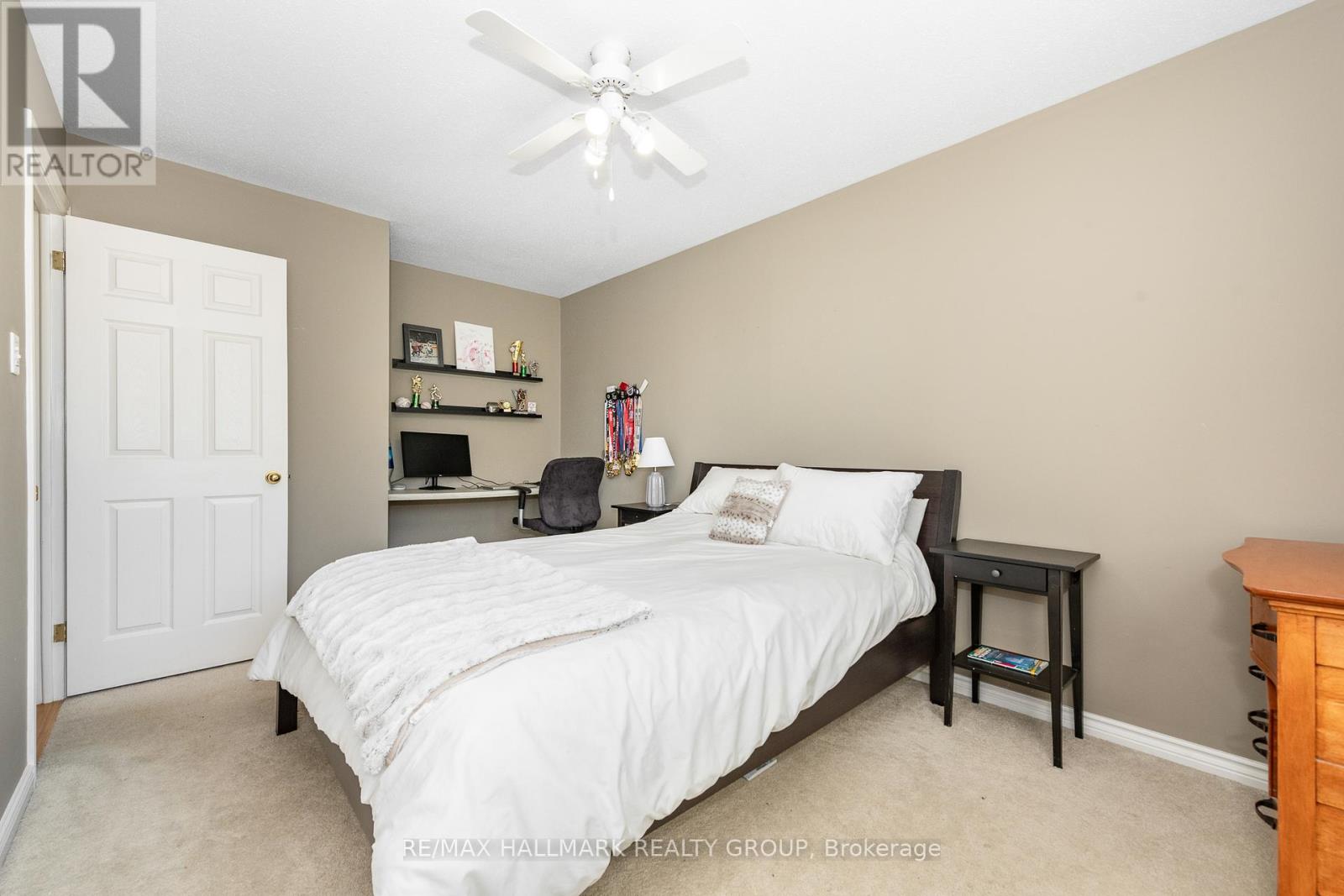 35 St Remy Drive