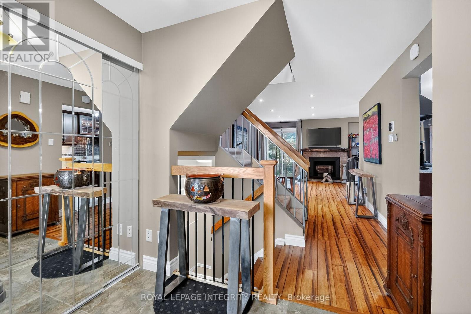 40 Shadetree Crescent