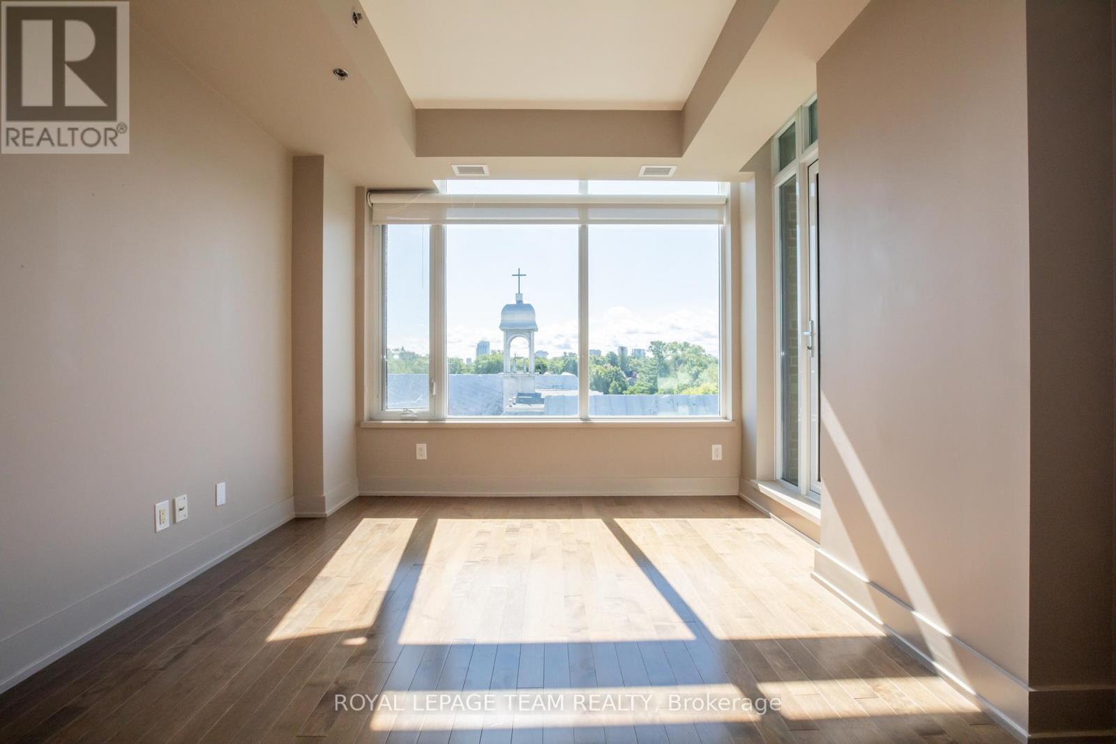 502 - 108 Richmond Road
