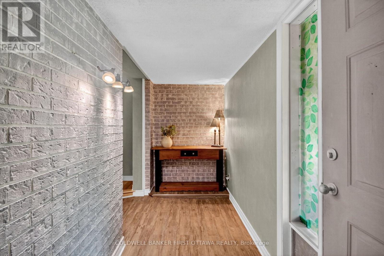 183 Foster Road