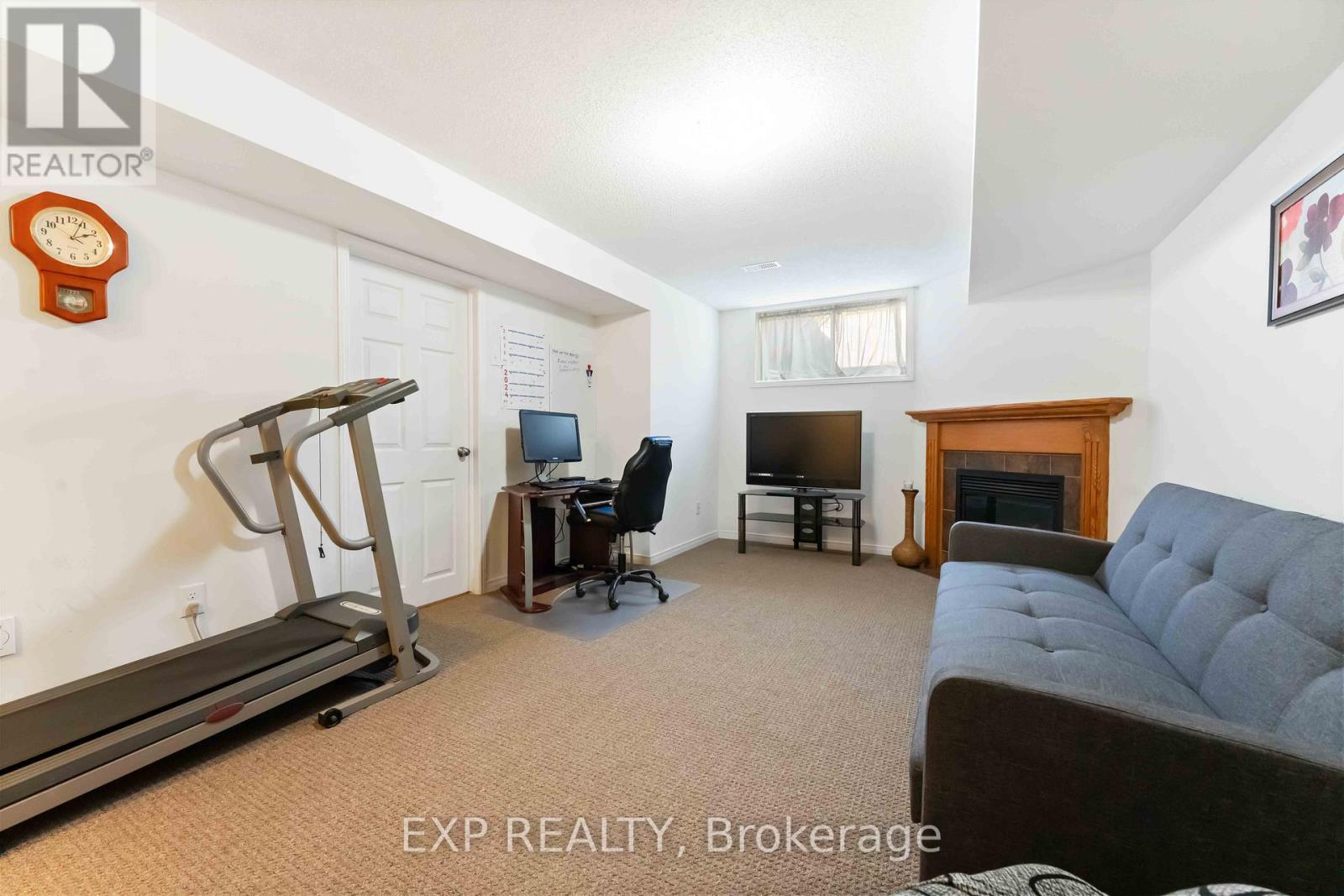 438 Haresfield Court