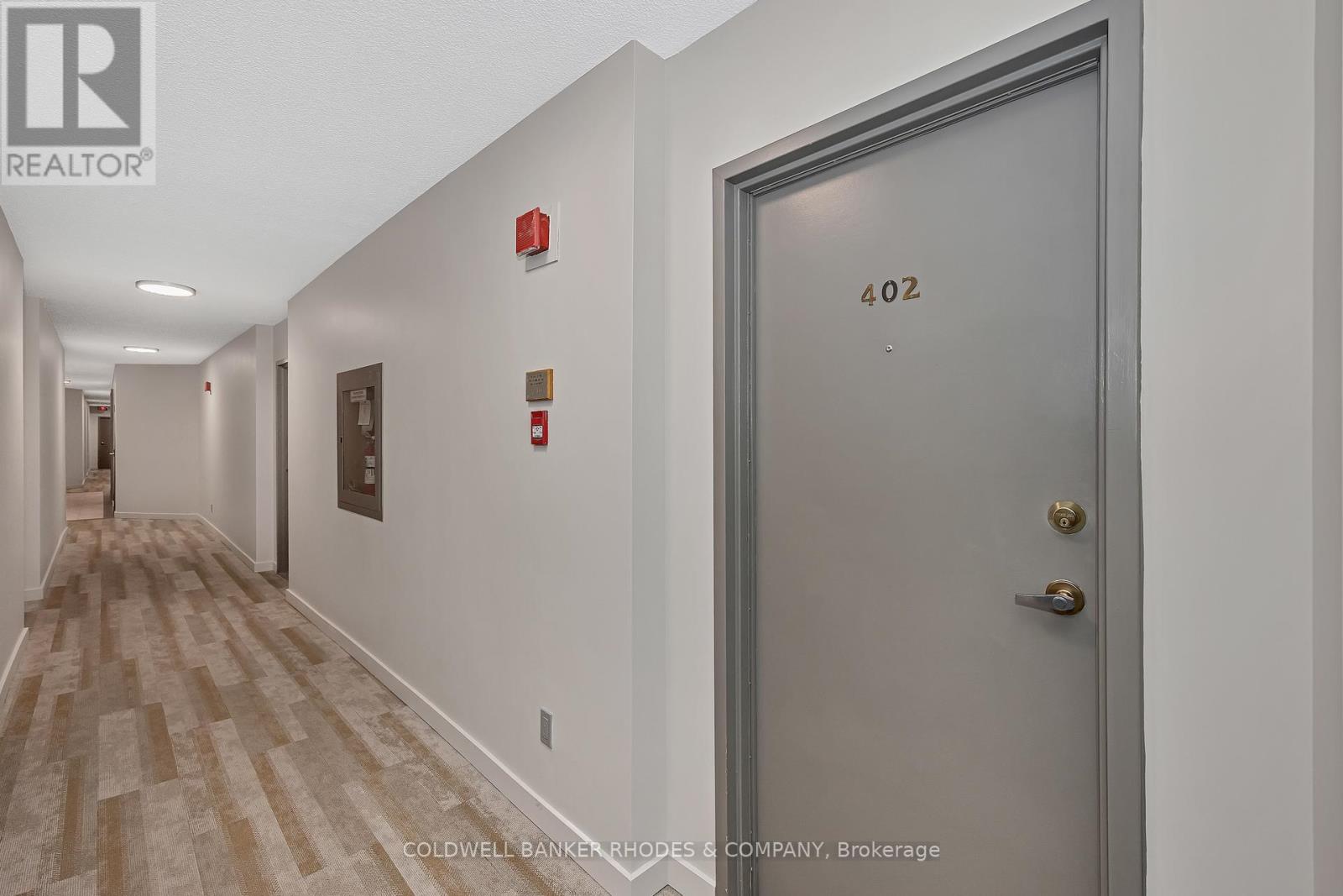 402 - 60 Mcleod Street