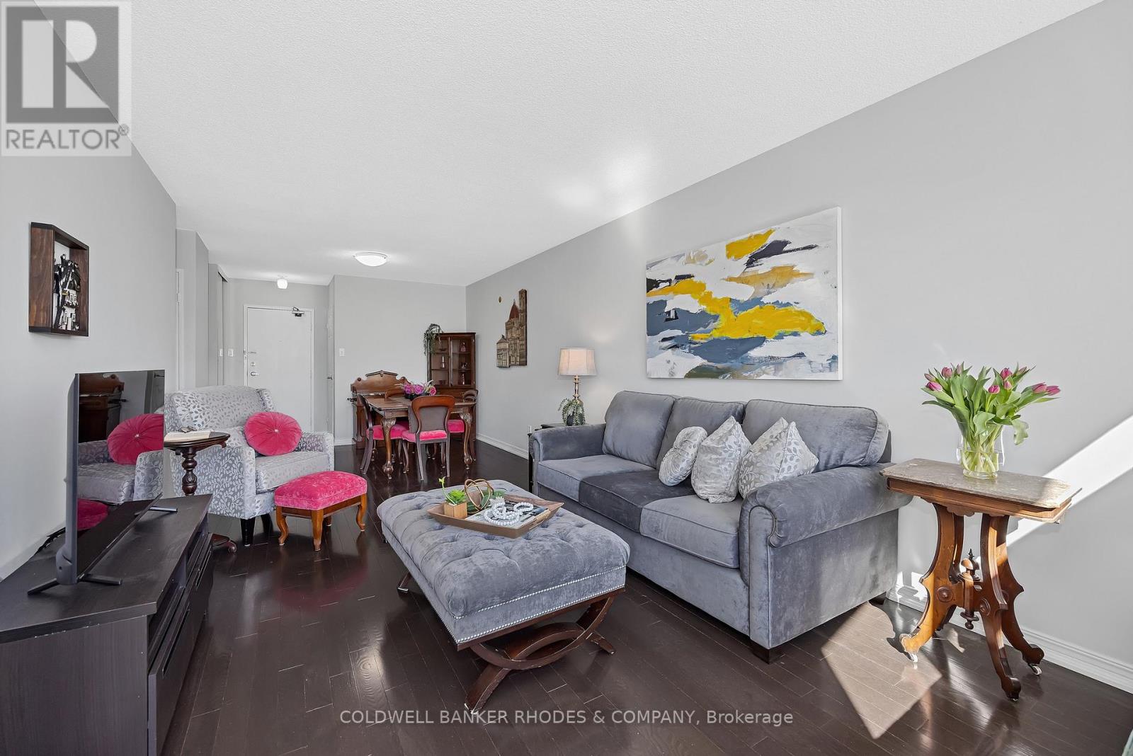 402 - 60 Mcleod Street
