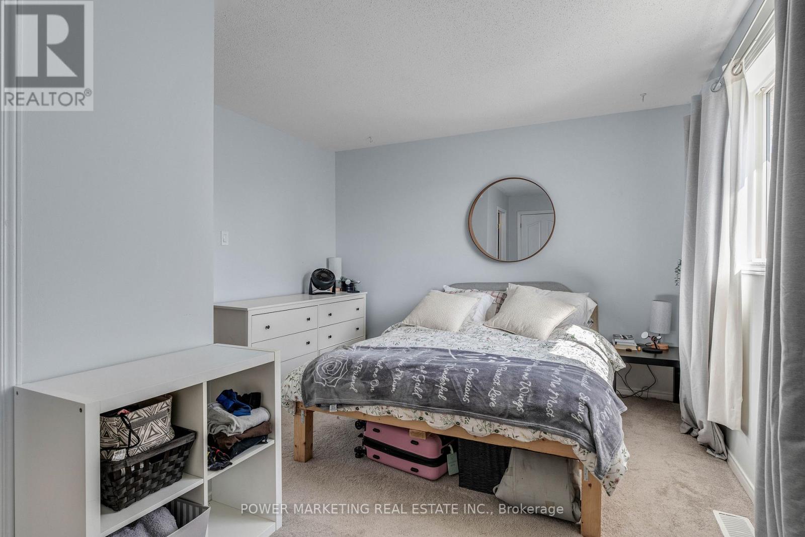 783 Nesting Way