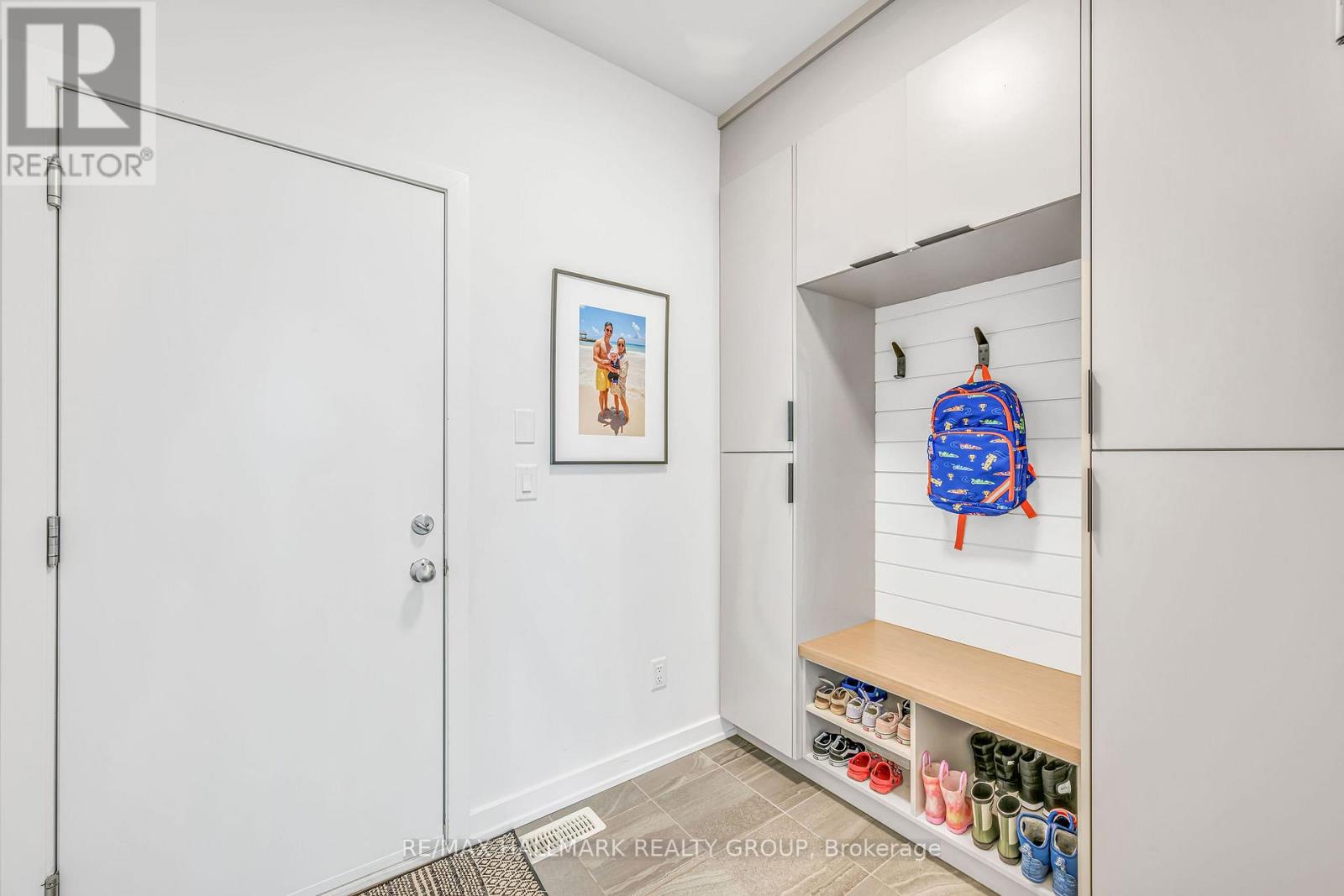 14 Stanhope Court