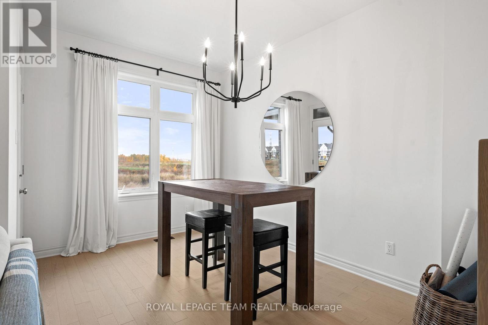 14 Verglas Lane