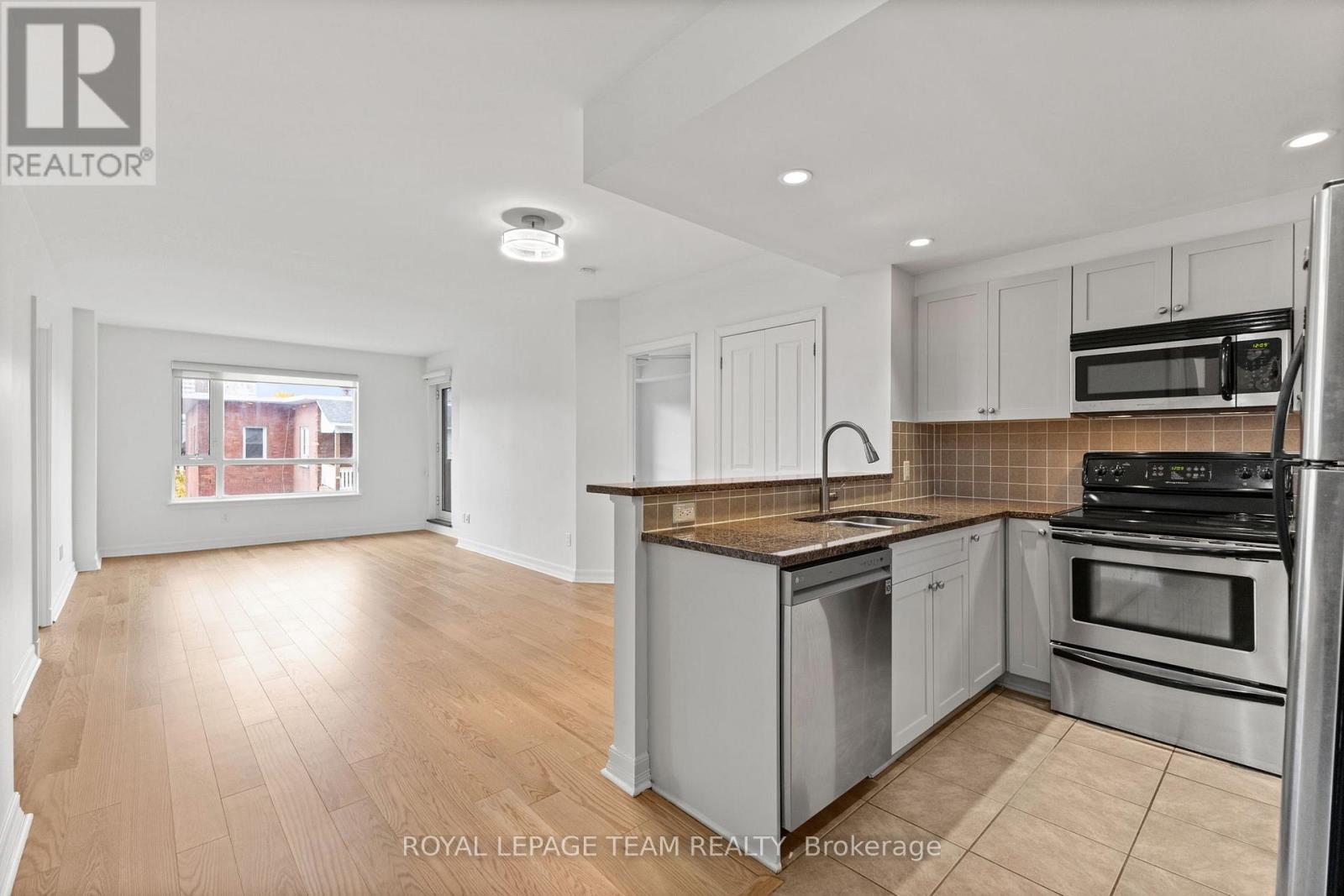 503 - 200 Besserer Street