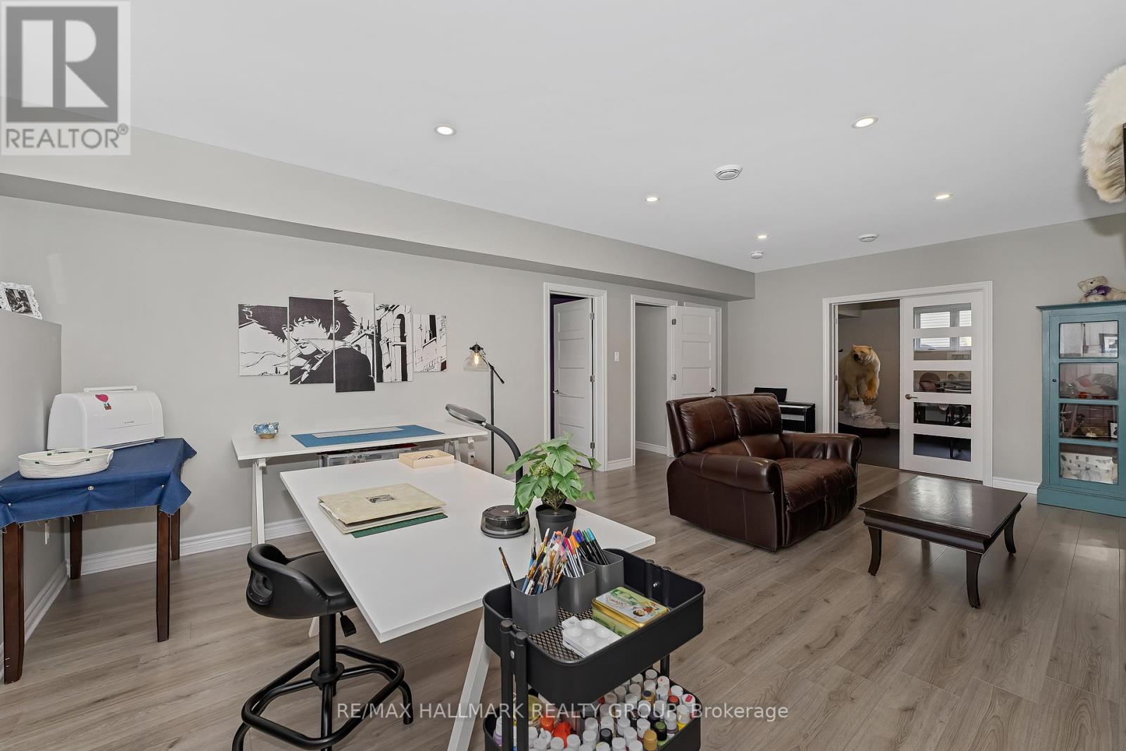 1350 Country Lane
