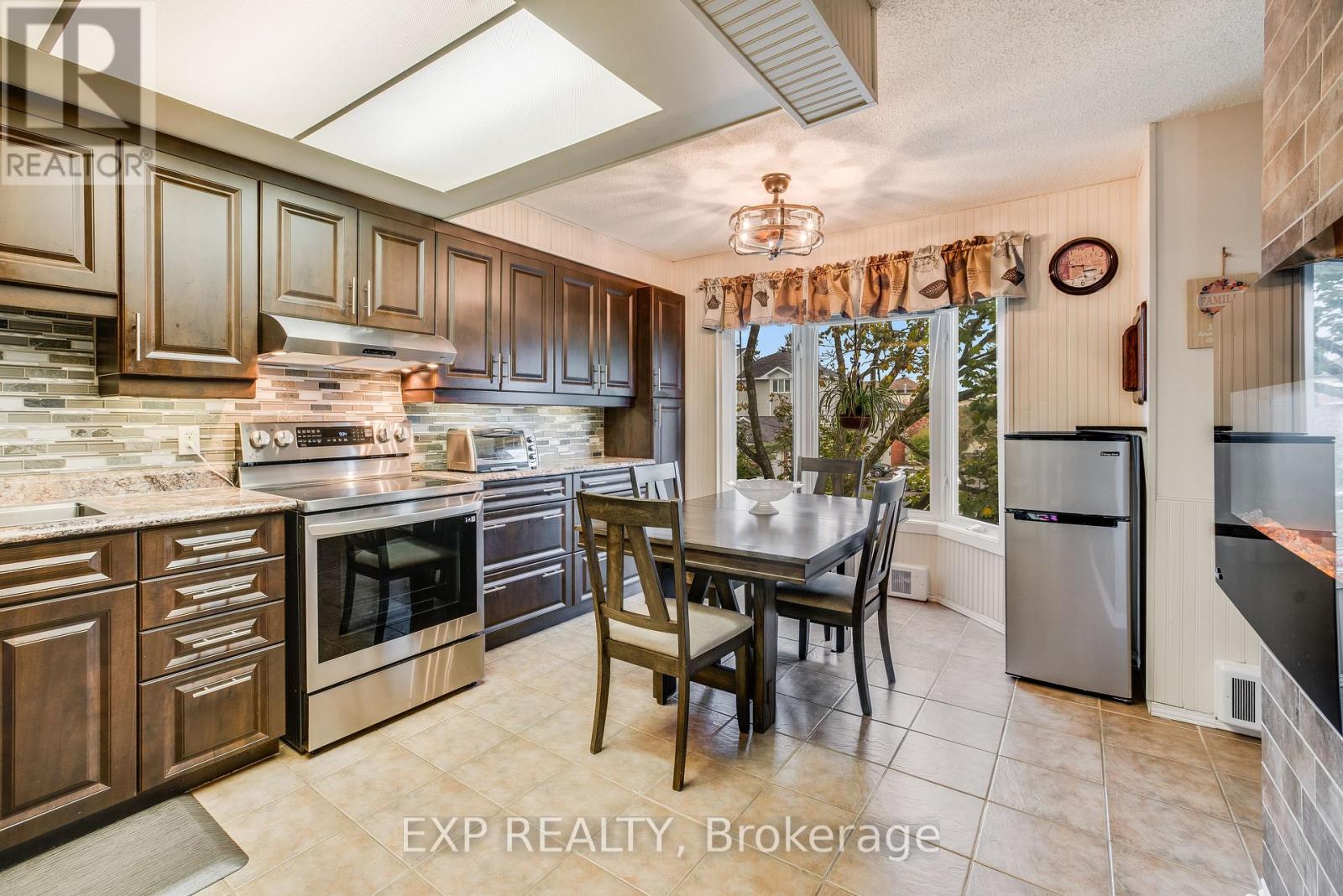 145 Rushford Private