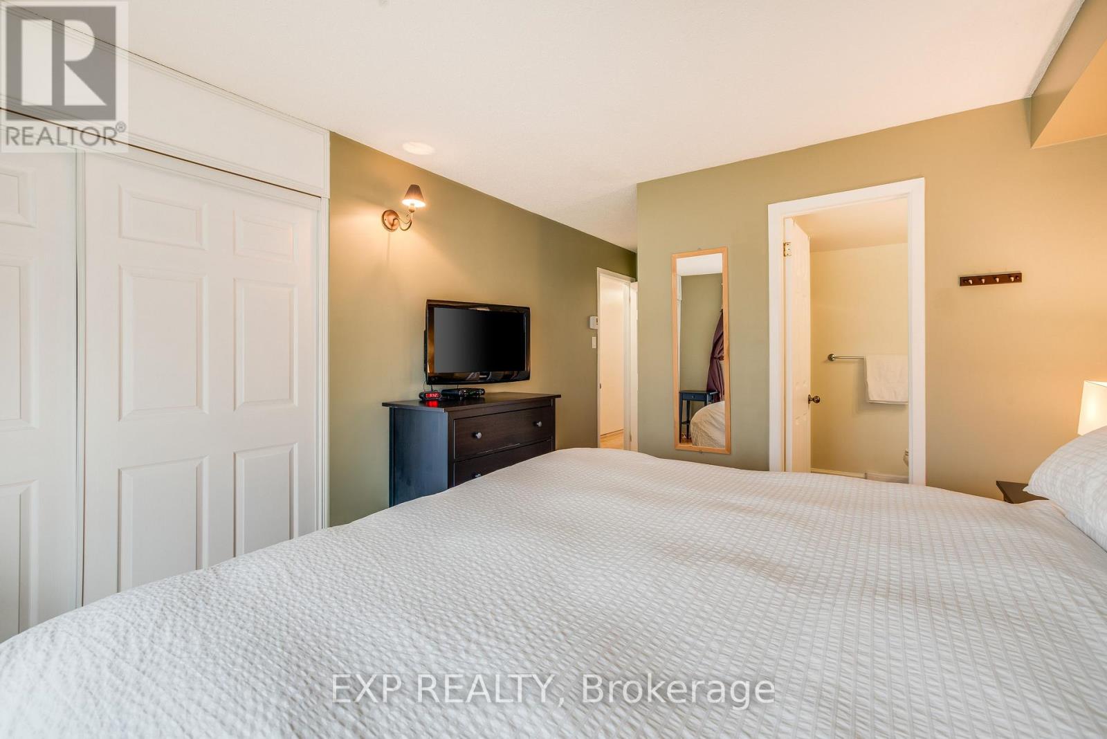 145 Rushford Private