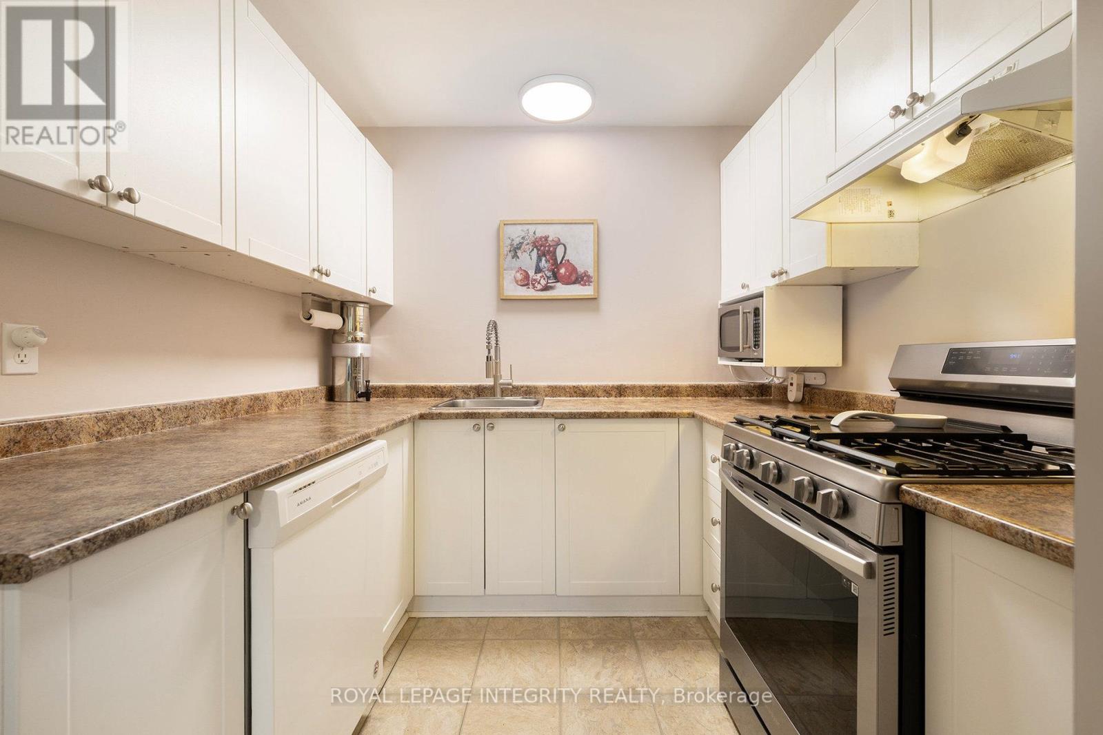 69 - 142 Salter Crescent