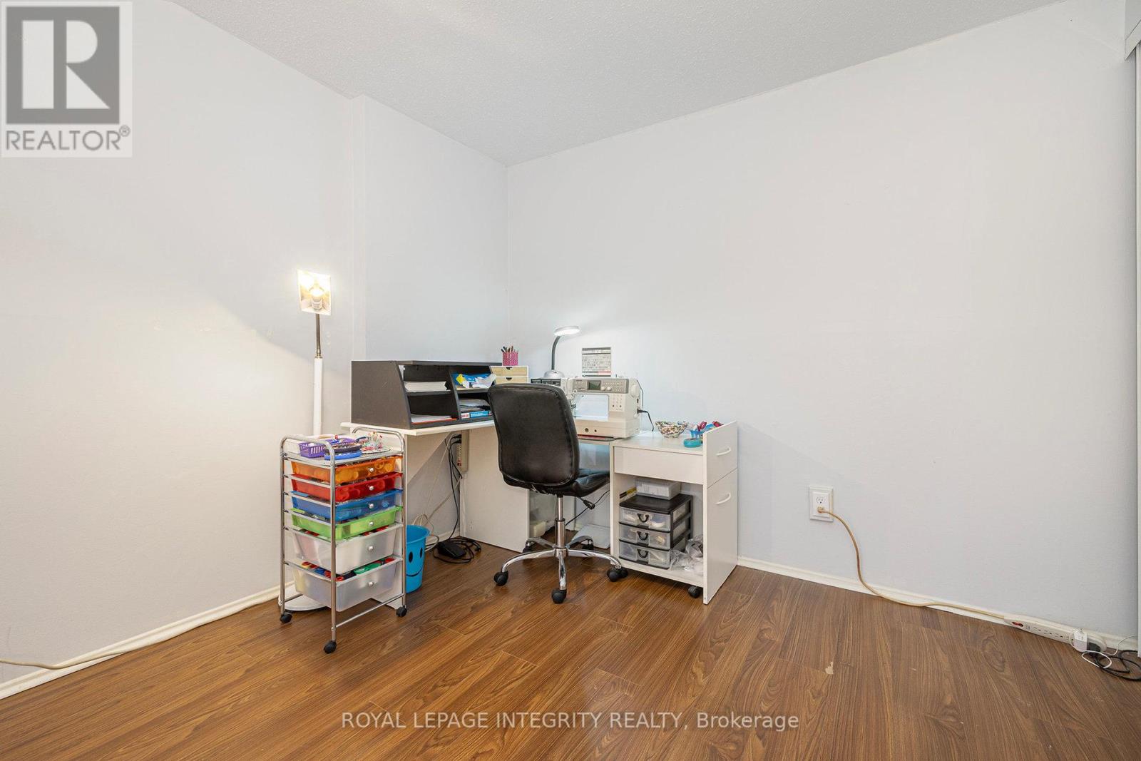 69 - 142 Salter Crescent