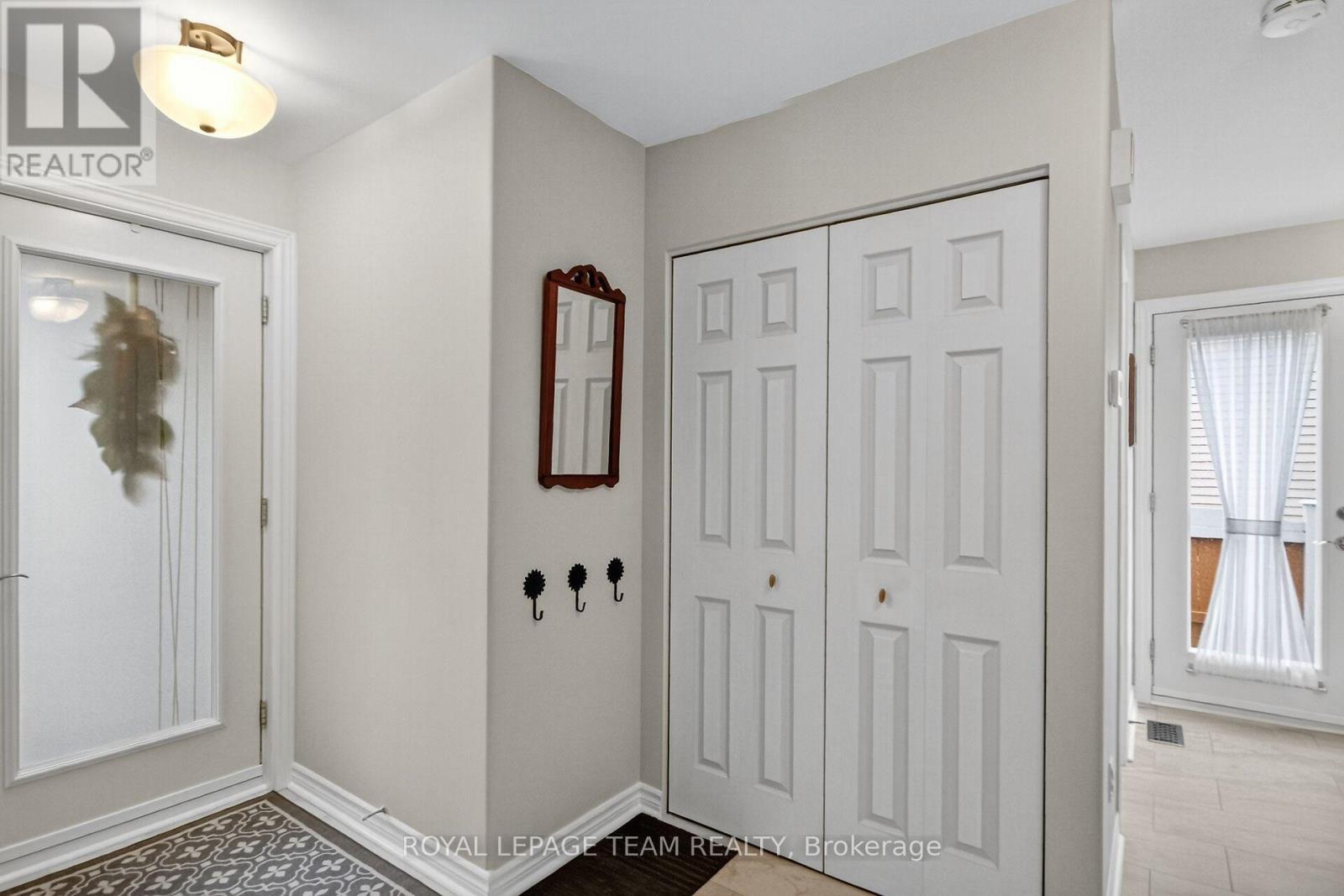 21 Raftus Square