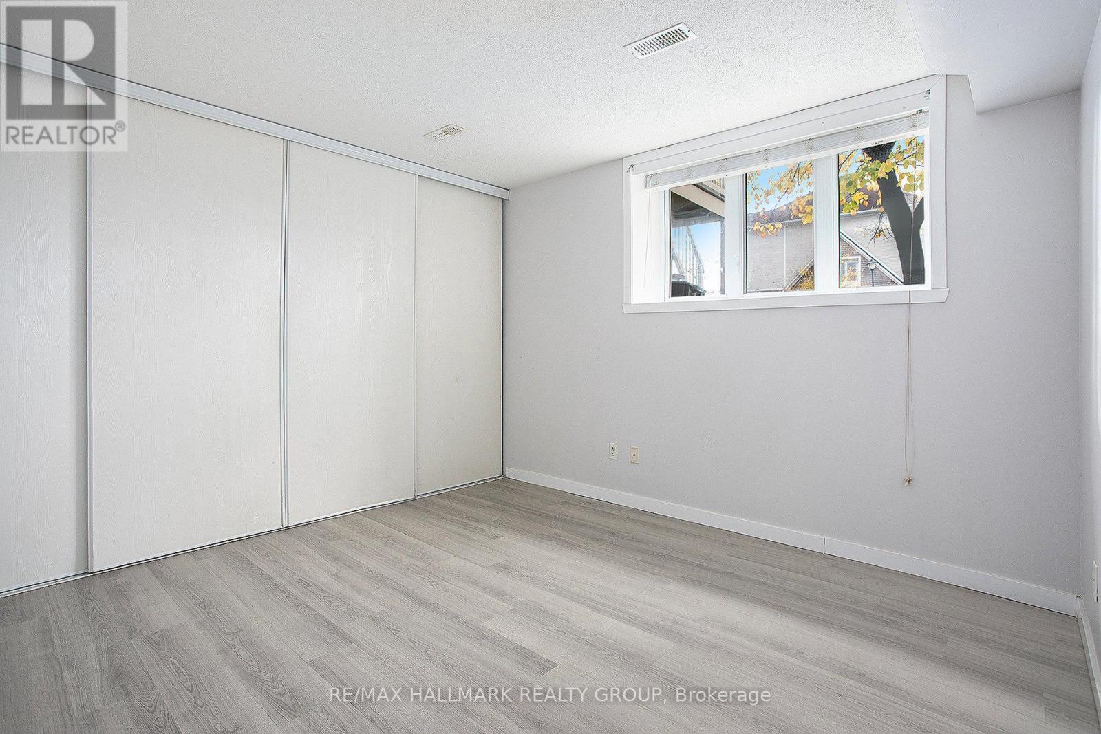 281 Aquaview Drive