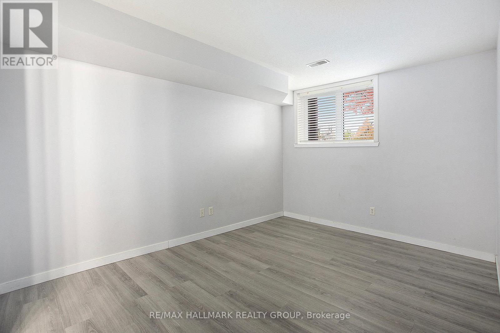 281 Aquaview Drive