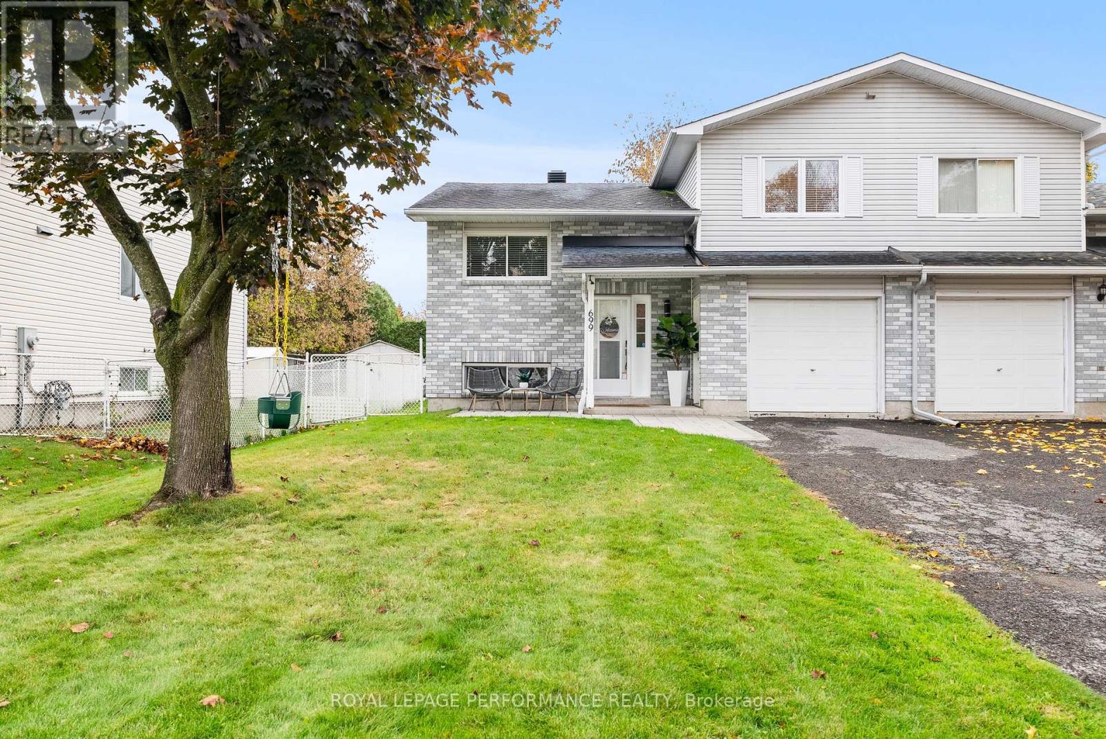 699 Payer Street