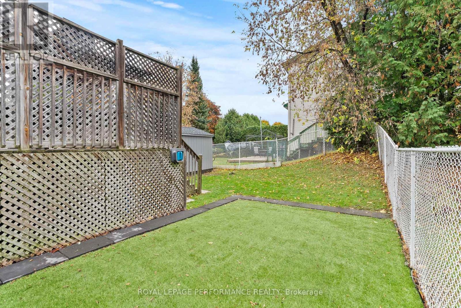 699 Payer Street