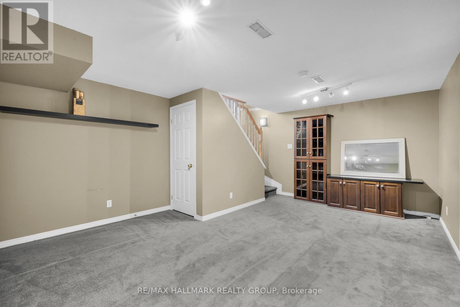 104 Banchory Crescent