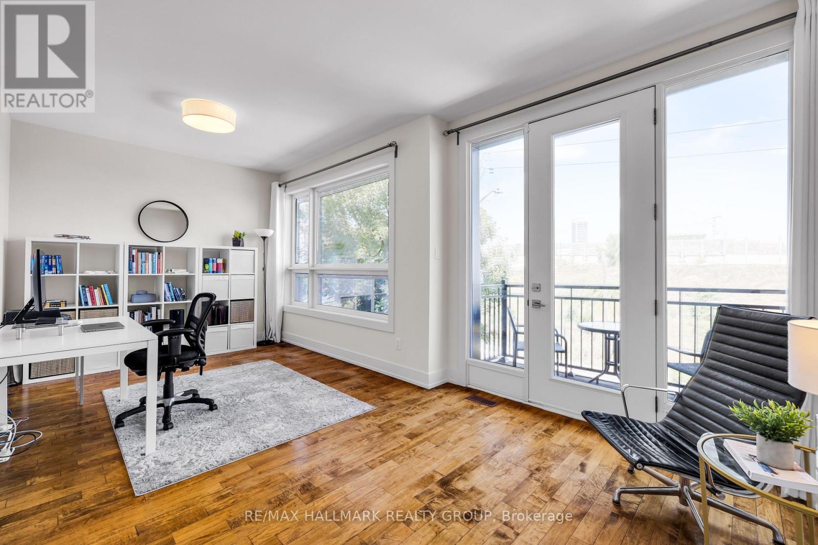 42b Young Street
