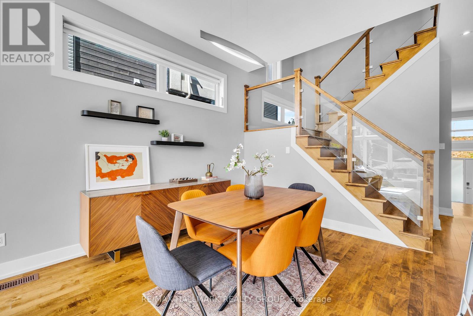 42b Young Street