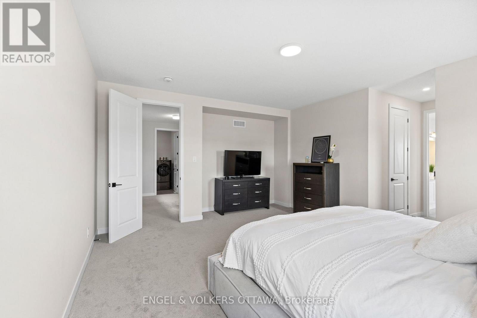 119 Green Ash Avenue