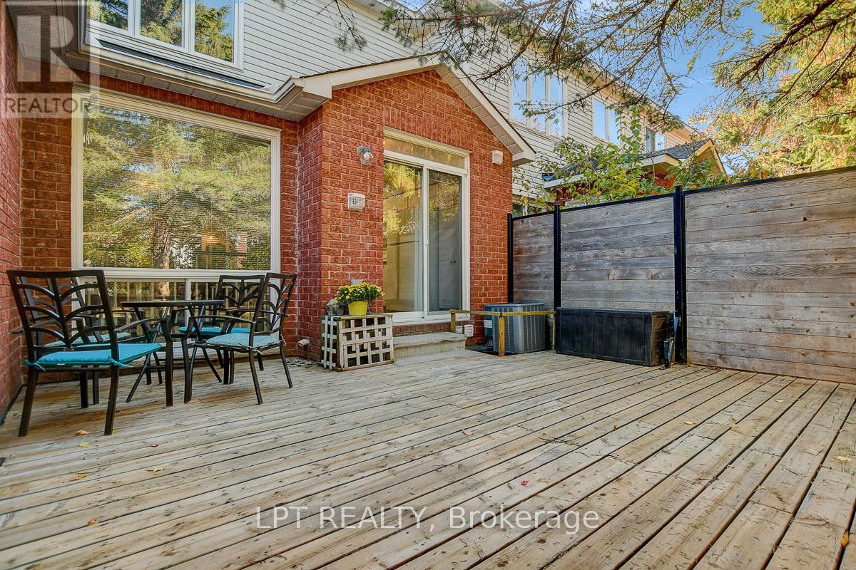 204 Forestglade Crescent