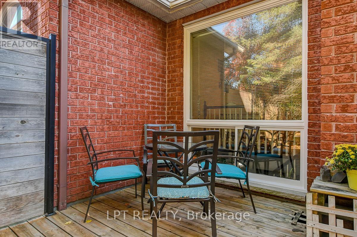 204 Forestglade Crescent