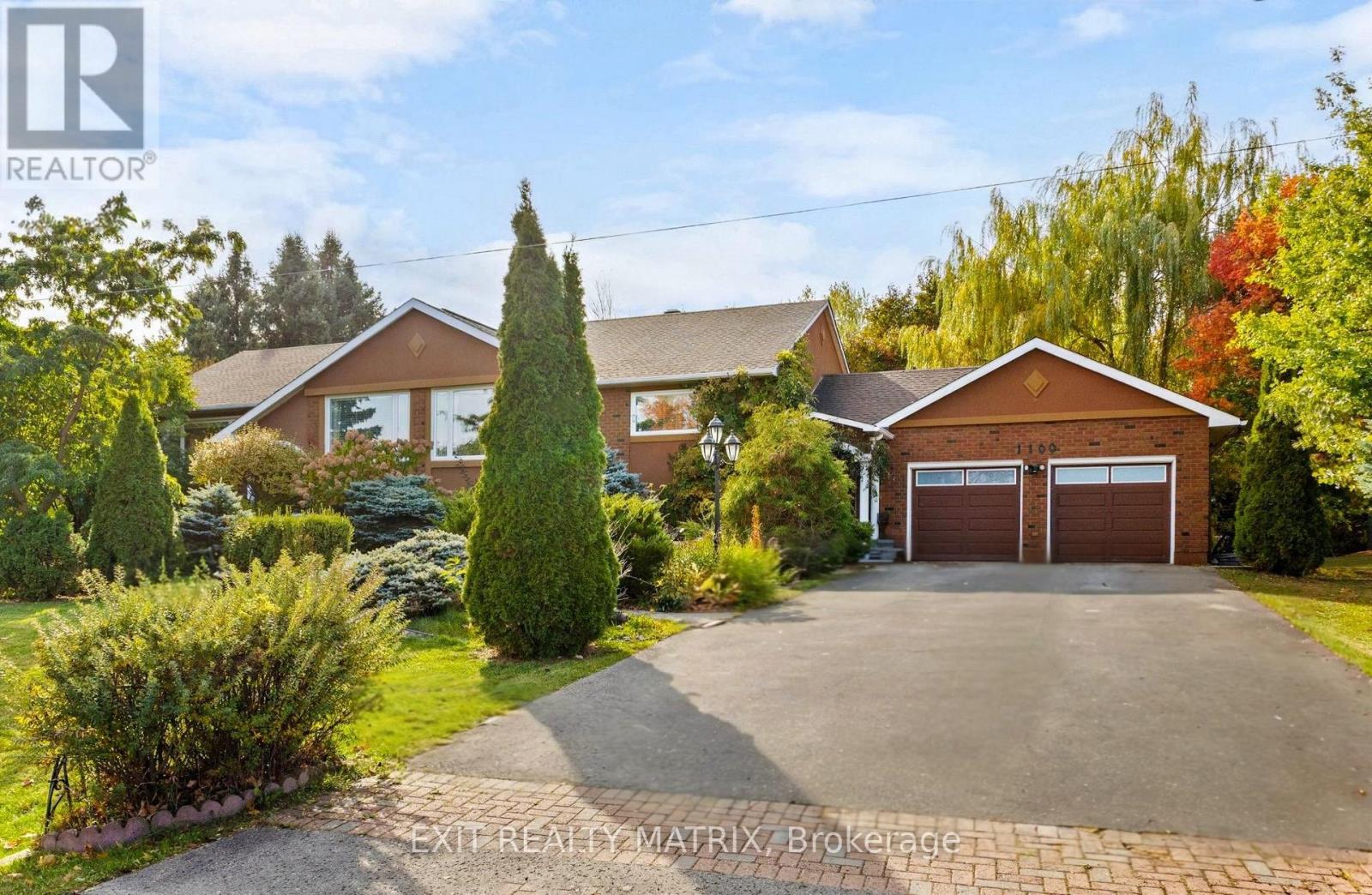 1100 Moffatt Drive