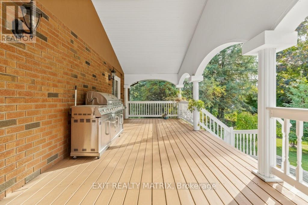 1100 Moffatt Drive