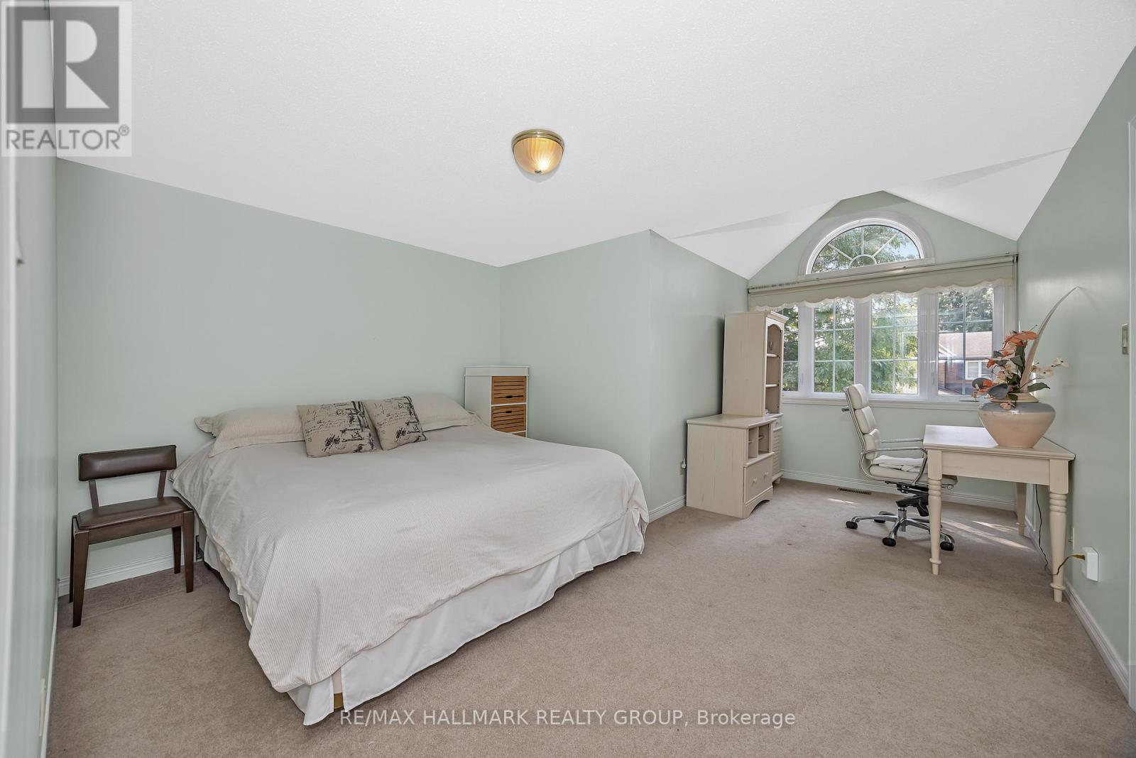 1725 Autumn Ridge Drive