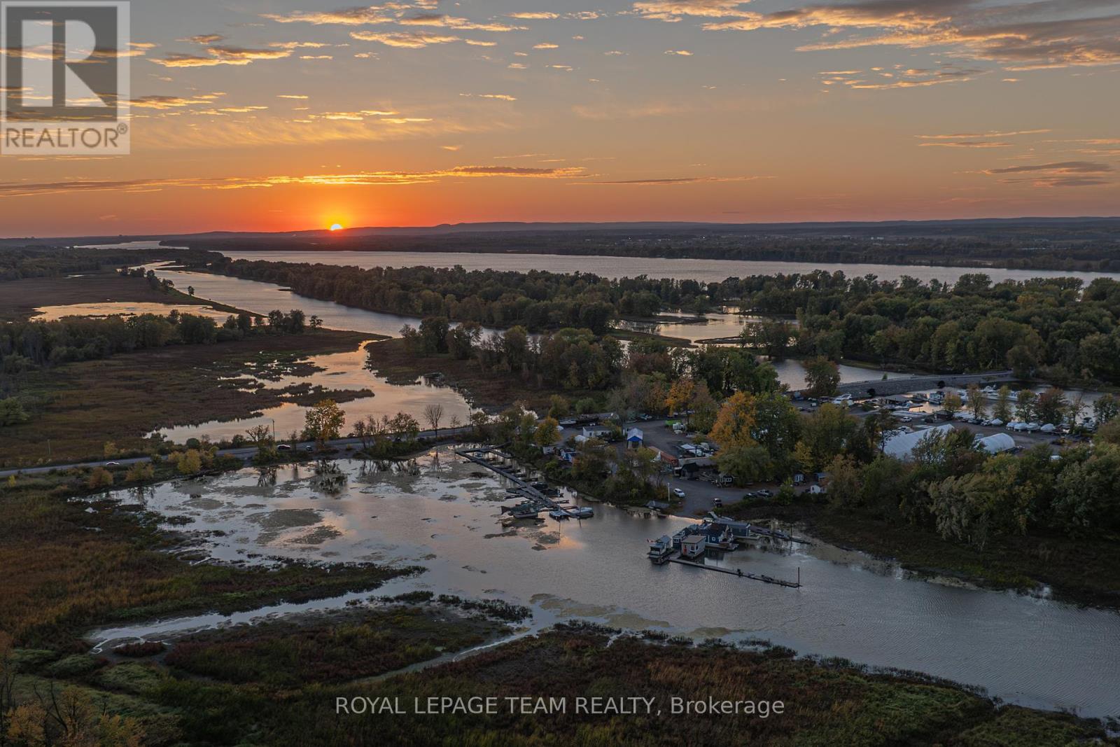 1106 - 200 Inlet Private