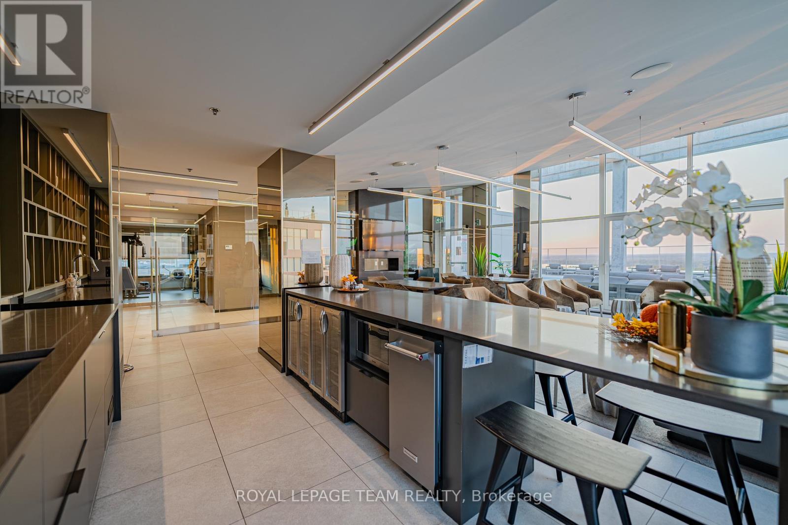 1106 - 200 Inlet Private