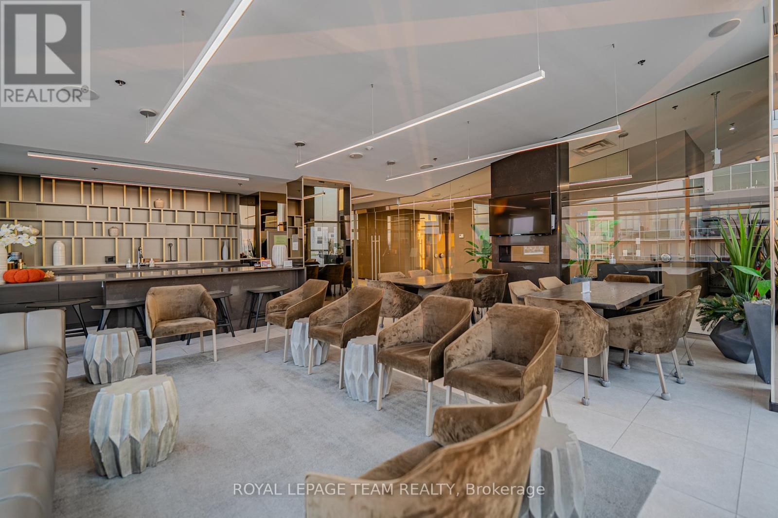 1106 - 200 Inlet Private