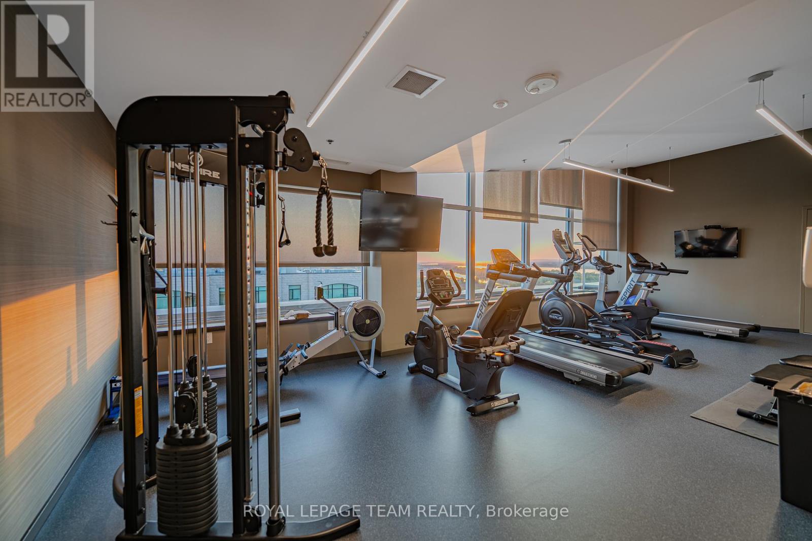 1106 - 200 Inlet Private