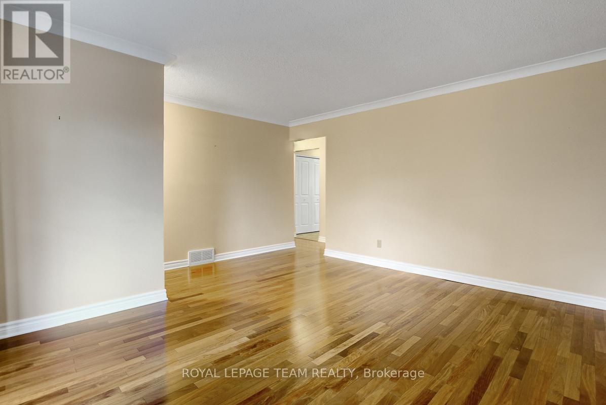 16 Barnstable Drive